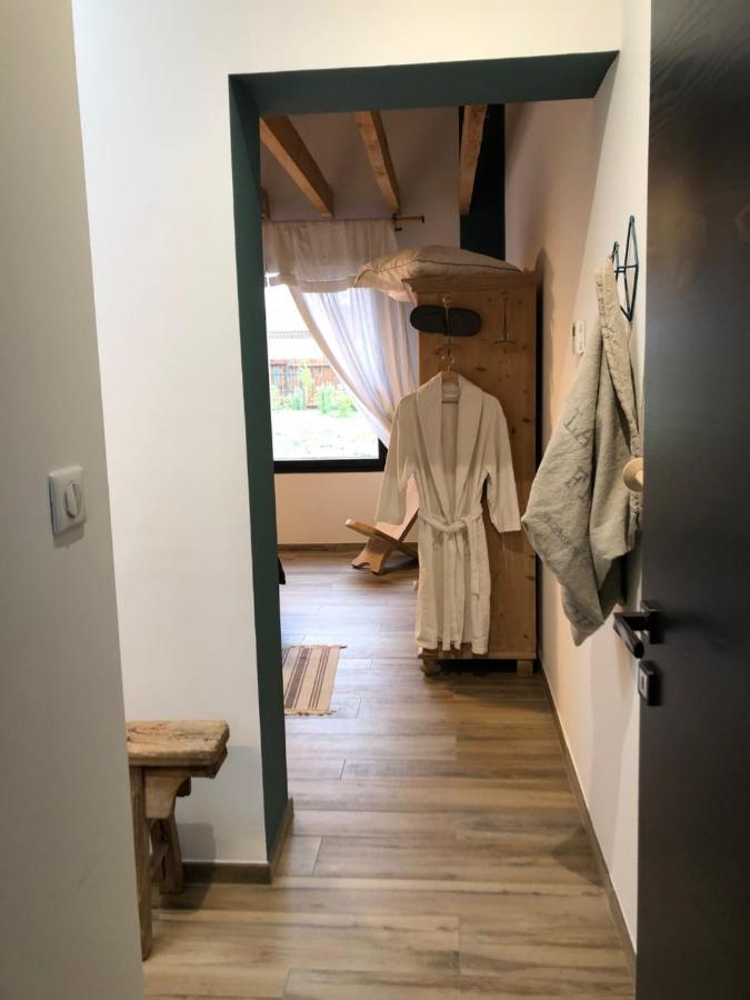 Atelier Natur'L Les Ronzieres Saint-Paul-d'Uzore Bagian luar foto