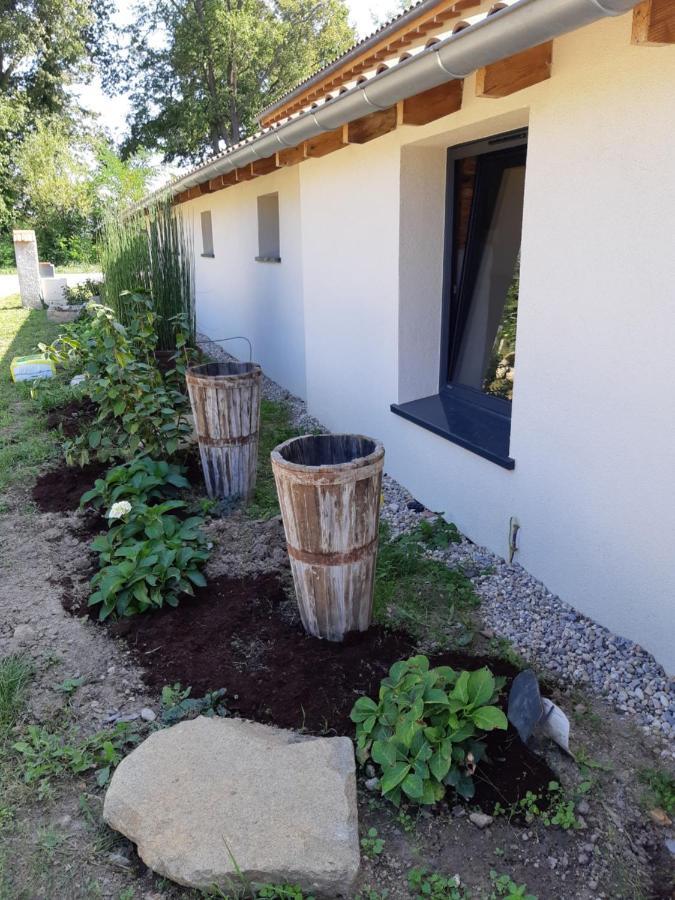 Atelier Natur'L Les Ronzieres Saint-Paul-d'Uzore Bagian luar foto